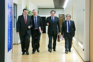 Reunión de las delegaciones de EAJ-PNV y PSOE