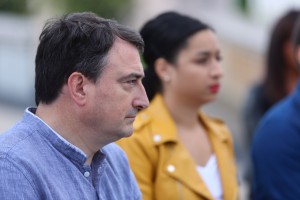 Aitor Esteban  y EGI - Educación