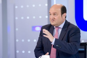 Andoni Ortuzar en Los desayunos de TVE