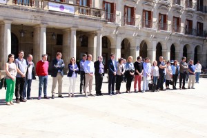 EAJ PNV Nizako erasoaren aurkako arbuioa adierazteko kontzentrazioan