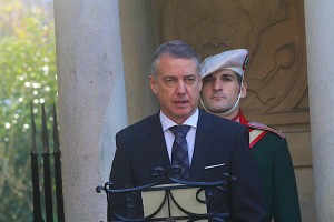 Iñigo Urkullu lehendakariak Gernikako zuhaitzaren azpian egin du karguaren zina