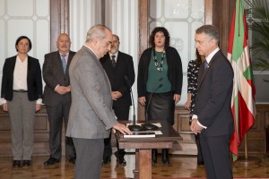 Los consejeros del Gobierno Vasco toman posesión de sus cargos