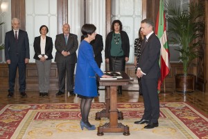 Los consejeros del Gobierno Vasco toman posesión de sus cargos