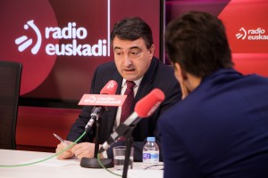 Aitor Esteban en Euskadi Irratia