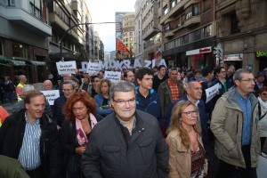 EAJ-PNV Gure Esku Dago-k Catalunyako erreferendumaren aldeko manifestaldian