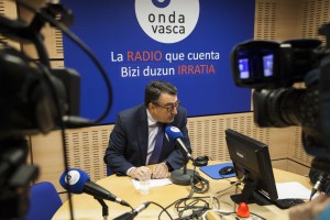 Aitor Esteban entrevista en Onda Vasca 