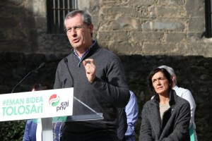 Olatz Peon, Markel Olano, Joseba Egibar. Presentación de la candidatura de Tolosa