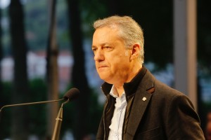 Mitin Bilbao. Almudena Otaola, Maribel Vaquero, Aitor Esteban, Iñigo Urkullu, Andoni Ortuzar