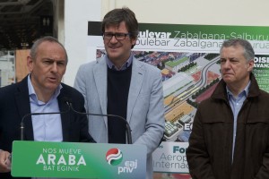 Gorka Urtaran, Ramiro González. Azpiegiturak - Gasteiz