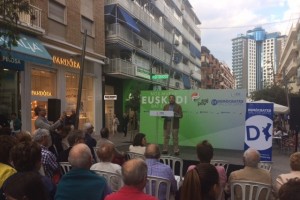 Mitina Benidorm. Izaskun Bilbao Barandica, Lluis Bertomeu