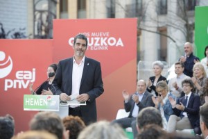 Mitin Donostia. Eneko Goia, Eider Mendoza, Markel Olano, Iñigo Urkullu, Andoni Ortuzar