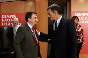 Andoni Ortuzar y Aitor Esteban se han reunido con Pedro Sanchez en Ferraz