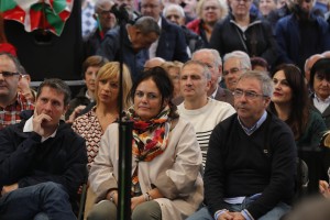 Mitina Barakaldo. Andoni Ortuzar, Iñigo Urkullu, Aitor Esteban, Josune Gorospe, Amaia Del Campo 