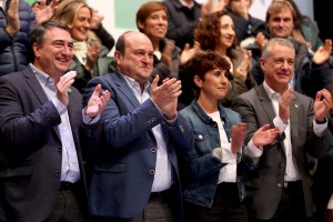 10N Mitin cierre campaña. Andoni Ortuzar, Iñigo Urkullu, Aitor Esteban, Almudena Otaola, Maribel Vaquero