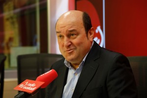 Andoni Ortuzar en Radio Euskadi