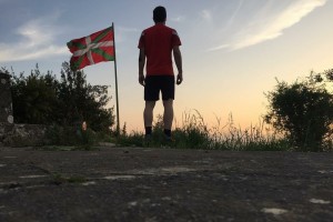 Aberri Eguna 2020 Lortuko dugu - Euskadi Aurrera - Ikurriña Etxean