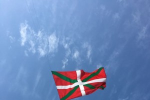 Aberri Eguna 2020 Lortuko dugu - Euskadi Aurrera - Ikurriña Etxean