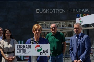 Eurorregioari buruzko ekitaldia. Iñigo Urkullu, Arantxa Tapia.