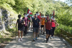 Subida a Zaldiaran, Ernio y Serantes Iñigo Urkullu, Bakartxo Tejeria, Leixuri Arrizabalaga