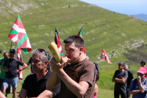 Subida a Zaldiaran, Ernio y Serantes Iñigo Urkullu, Bakartxo Tejeria, Leixuri Arrizabalaga