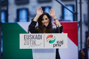 Areatzako mitina -  Leixuri Arrizabalaga, Bakartxo Tejeria, Iñigo Urkullu, Andoni Ortuzar.