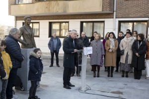 Homenaje del Ayuntamiento de Azkoitia a Julene Urzelai