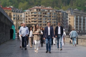 21-A Mitin Donostia. Imanol Pradales, Bakartxo Tejeria, Andoni Ortuzar