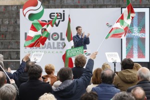 A-21 Mitina Eibarren. Bakartxo Tejeria, Imanol Pradales, Andoni Ortuzar