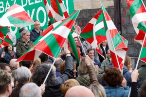 A-21 Mitina Eibarren. Bakartxo Tejeria, Imanol Pradales, Andoni Ortuzar