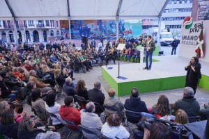 21-A Mitin Barakaldo. Imanol Pradales, Iñigo Urkullu, Amaia del Campo, Andoni Ortuzar