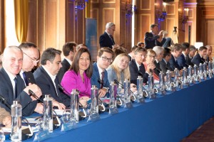 Oihane Agirregoitia Parisen Demokraziaren eta Askatasunen alde egin den Gailurrean