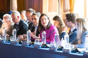 Oihane Agirregoitia en Cumbre por la Democracia y las Libertades de París