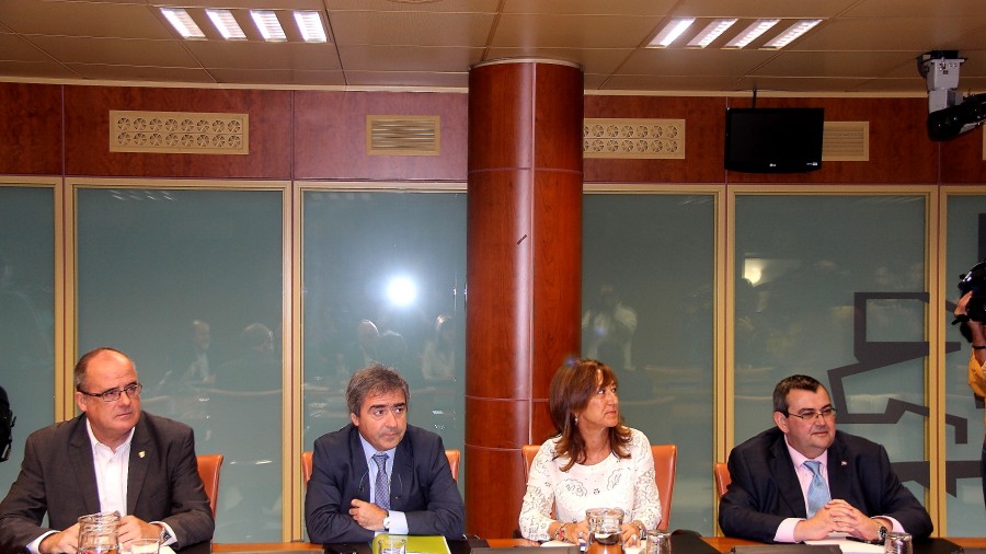 Reunión EAJ-PNV y PSE-EE en el Parlamento Vasco