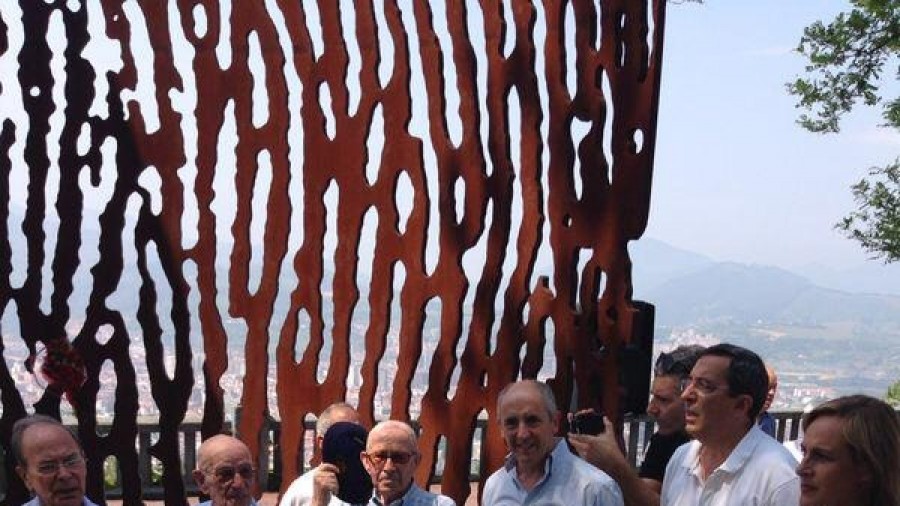 2014  LA HUELLA - Artxanda