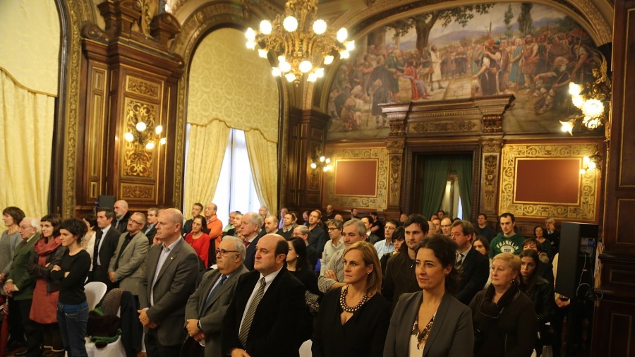 2014 Lauaxeta Sariak