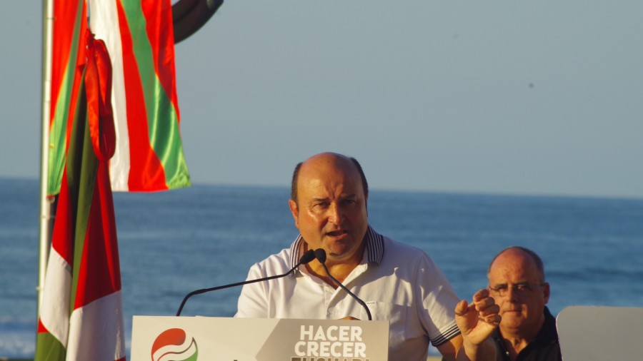 Aldi politikoaren hasiera Zarautzen - 2015