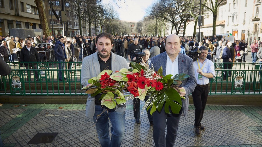 Foruen Monumentuen ekitaldia