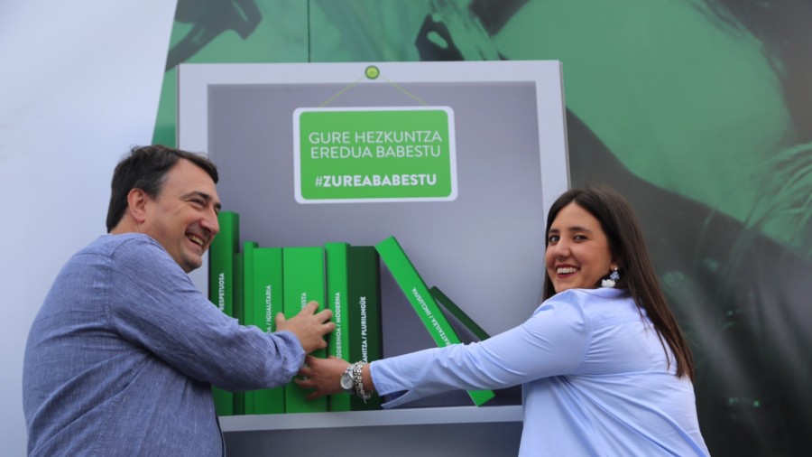 Aitor Esteban y EGI - Educación