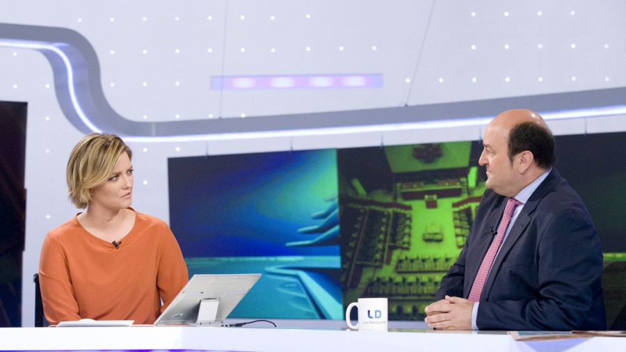 Andoni Ortuzar en los Desayunos de TVE