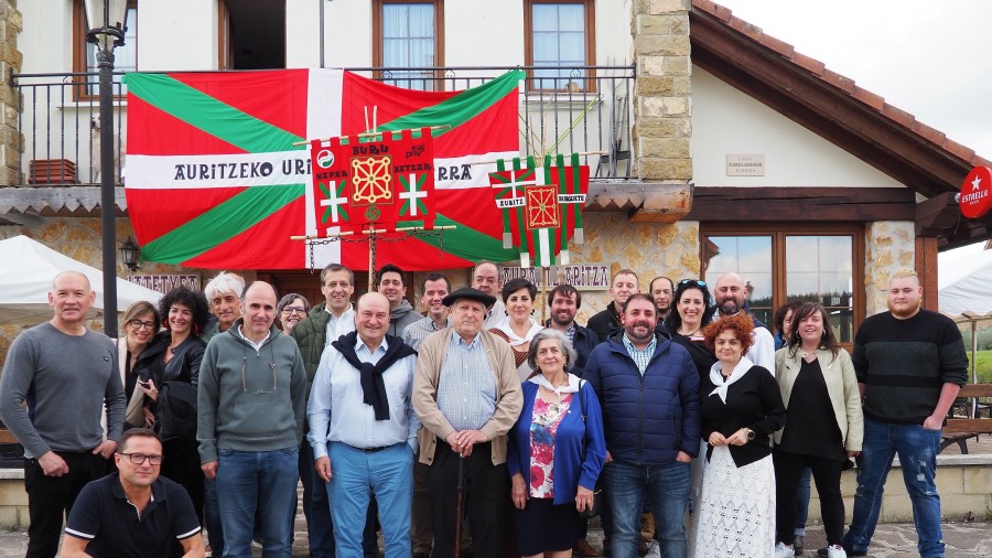 EAJ-PNV homenajea a Francisco Dufur ‘Kisko‘ y Arancha Inchausty en Auritz-Burguete