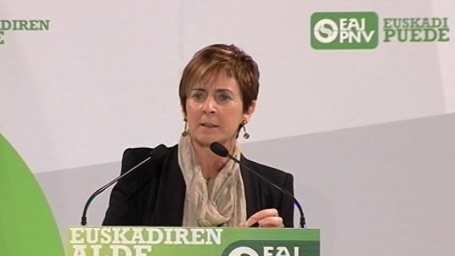 Arantxa Tapia en el mitin de Eibar