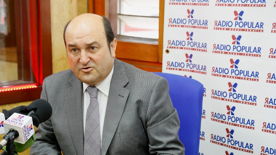 Ortuzar: “Maroto y el PP vasco defienden los intereses de la clase pudiente; los pobres y los necesitados les importan un comino”