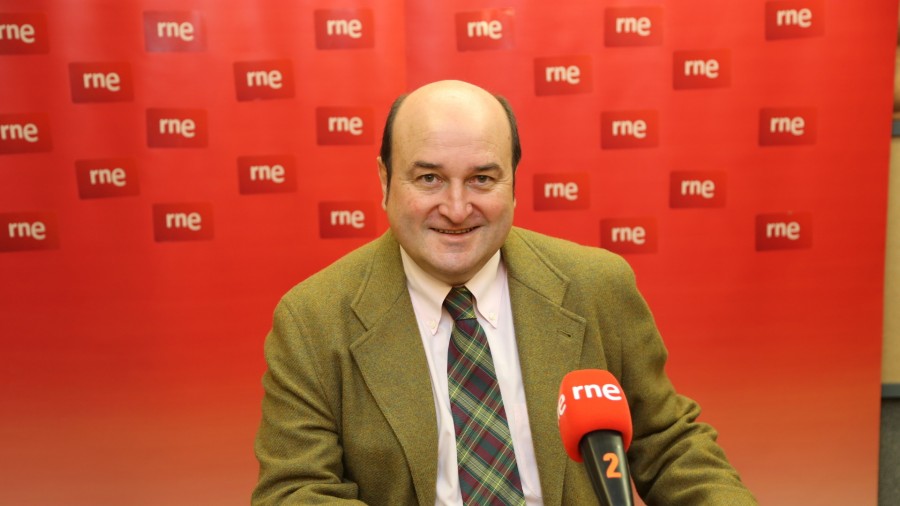 Andoni Ortuzar en RNE