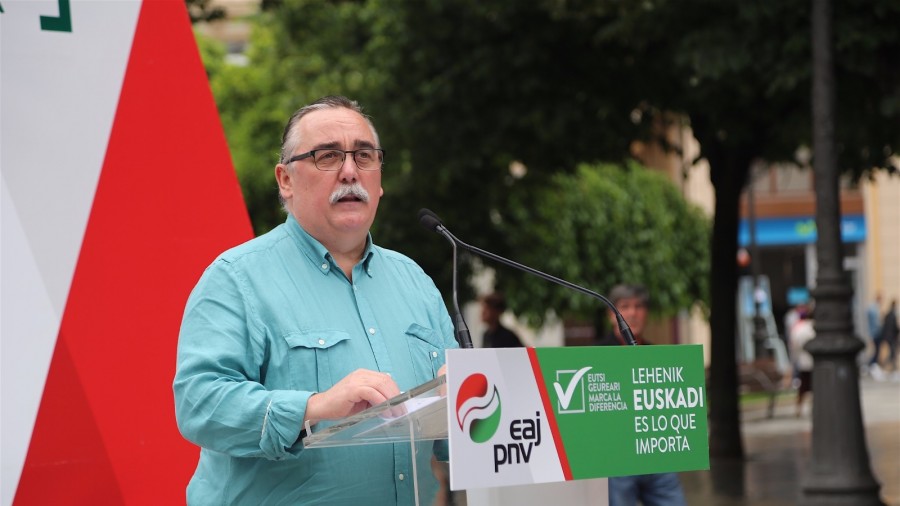 Mitin en Santurtzi - José Mari Cazalis