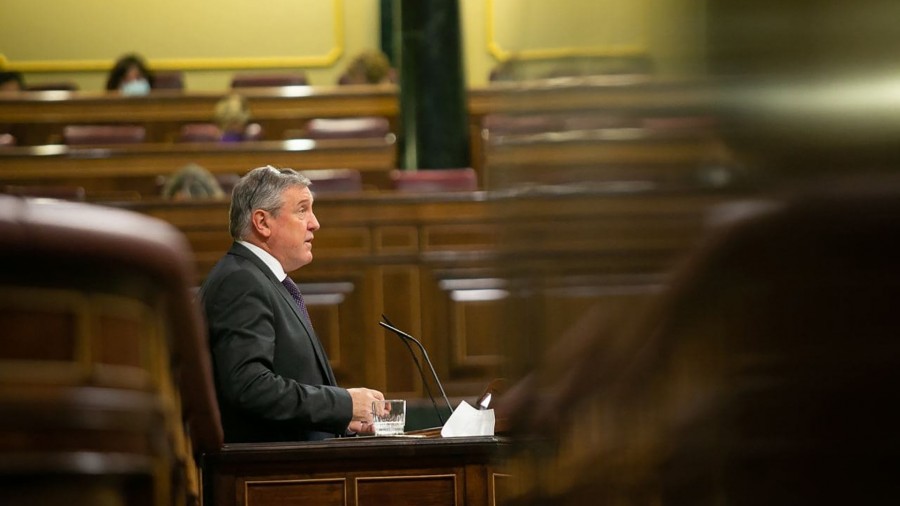 El Grupo Vasco logra el apoyo del Congreso para mejorar la línea ferroviaria Santander-Bilbao