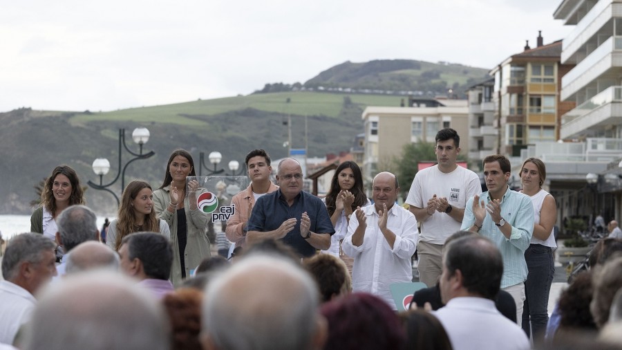 Ortuzar llama a gobiernos y partidos “a hacer acuerdos” para “dar respuestas acertadas a la ciudadanía” ante la “tormenta que se avecina”