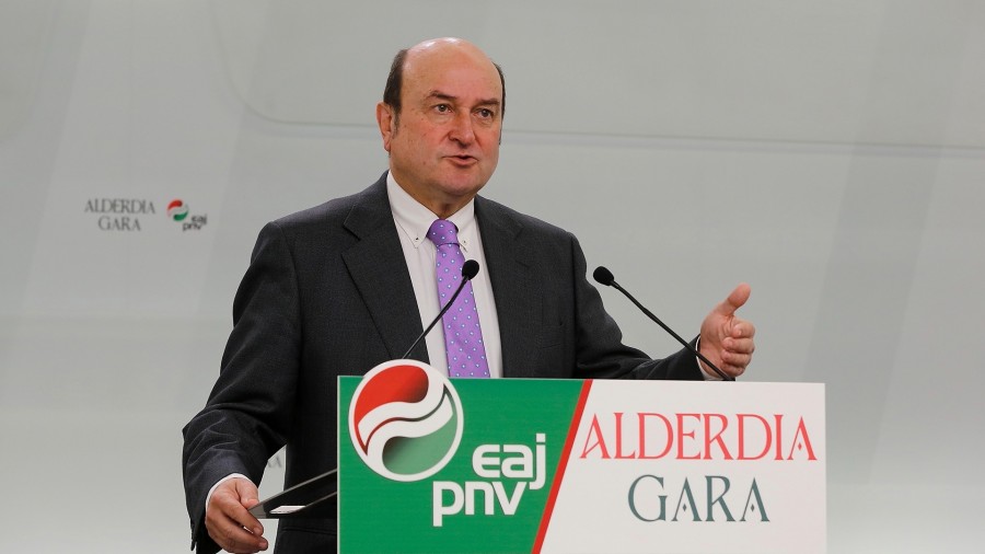 EAJ-PNV celebra el acuerdo fiscal alcanzado con PSE-EE y Elkarrekin Podemos en beneficio de un millón de vascas y vascos