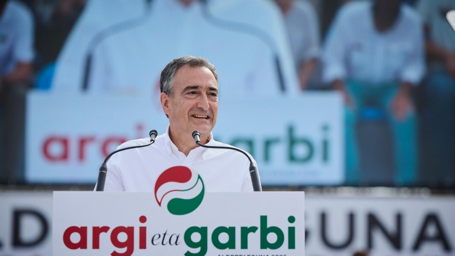  Aitor Esteban: “En las próximas elecciones elegiremos quién defiende Euskadi”