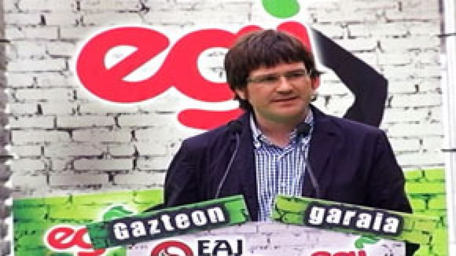 Acto con los Jóvenes en Gasteiz. Gorka Urtaran